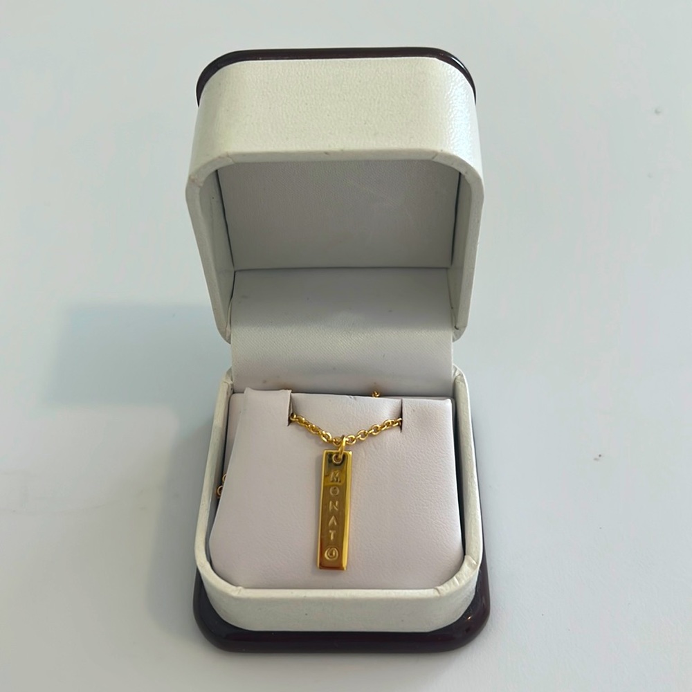 Gold Vertical Bar Pendant Necklace - MONATO